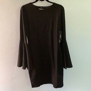 black lulus dress w/ flared sleeves NWT open back